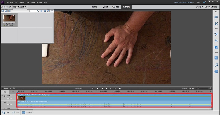 Adobe Premiere Elements 15タイムラインに動画を追加する